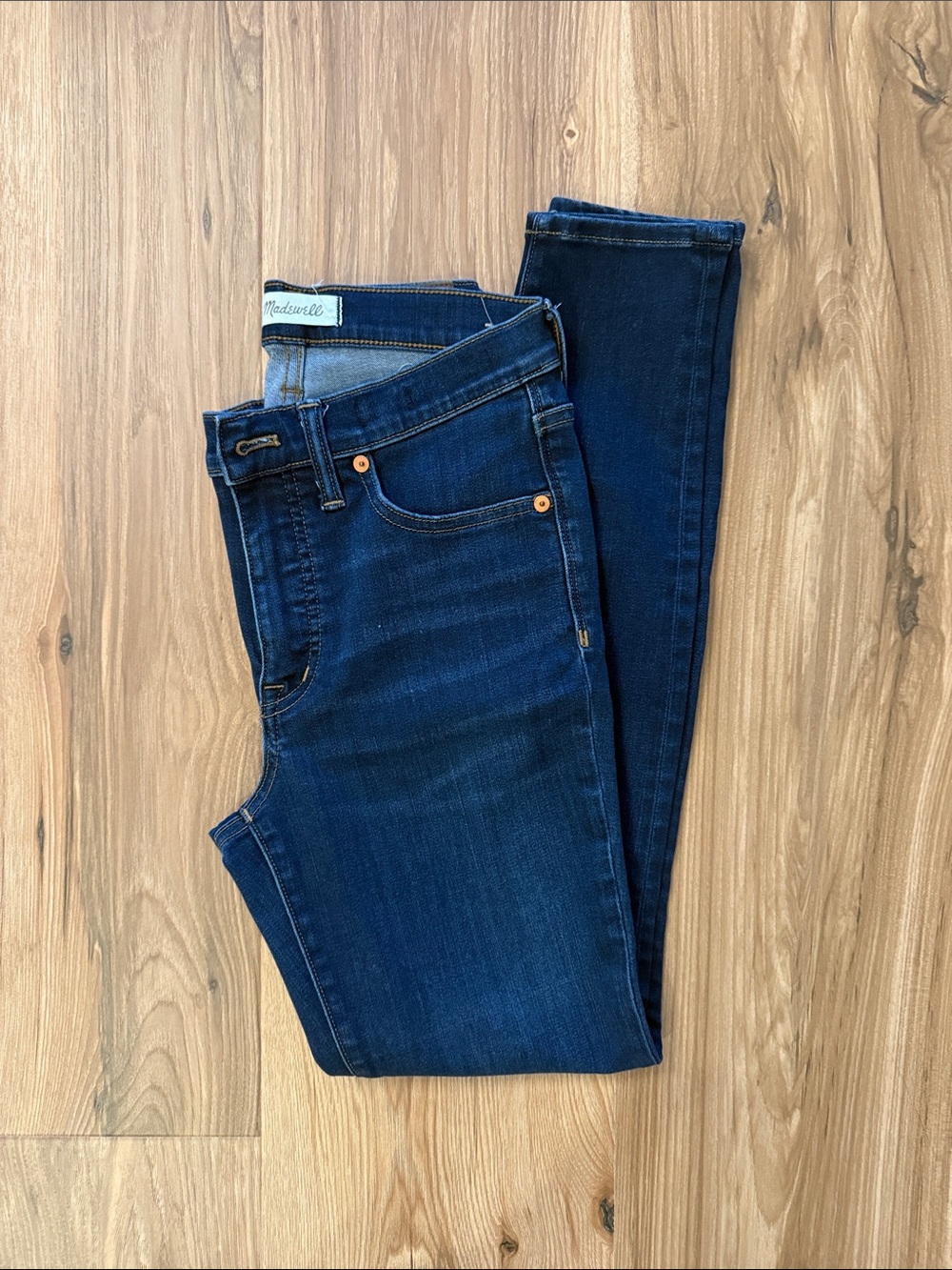 Madewell - Picture 2 of 3